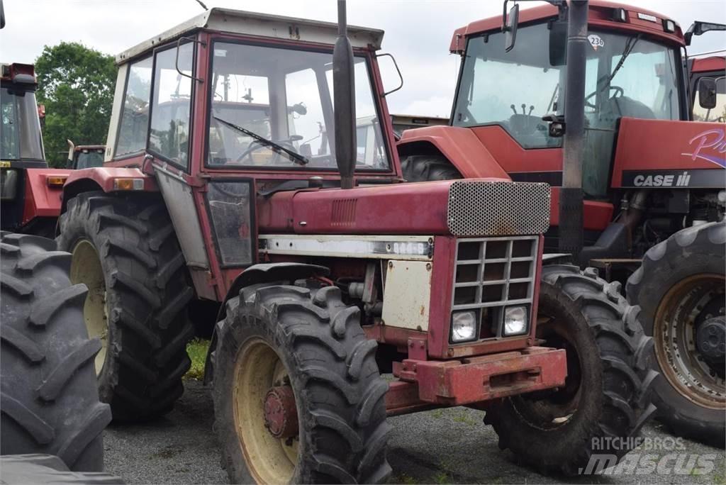 Case IH 844 A/S 트랙터