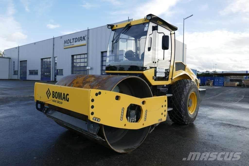 Bomag BW 213 D-5 토양 다짐기
