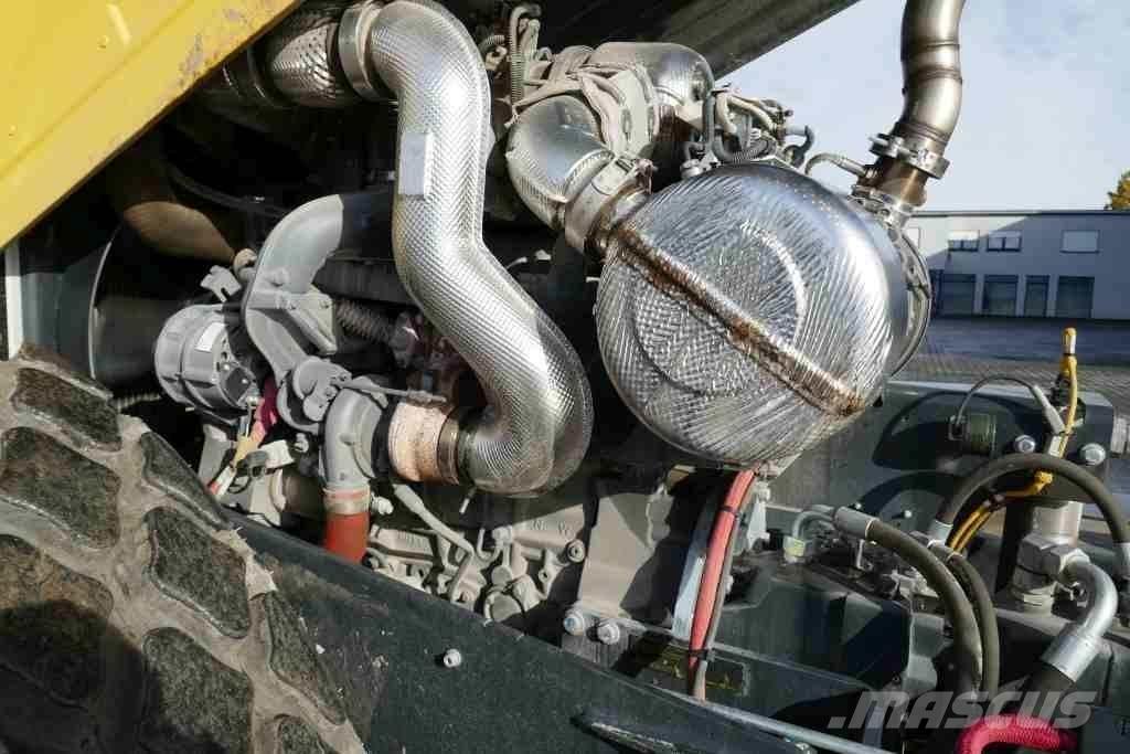 Bomag BW 213 D-5 토양 다짐기