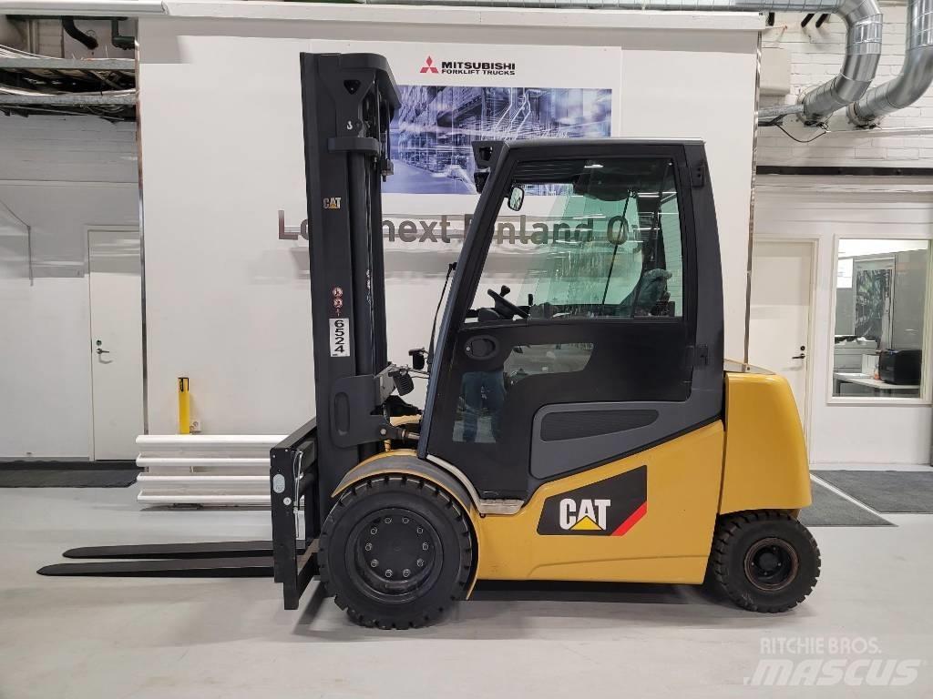 CAT EP45C2 전동 지게차