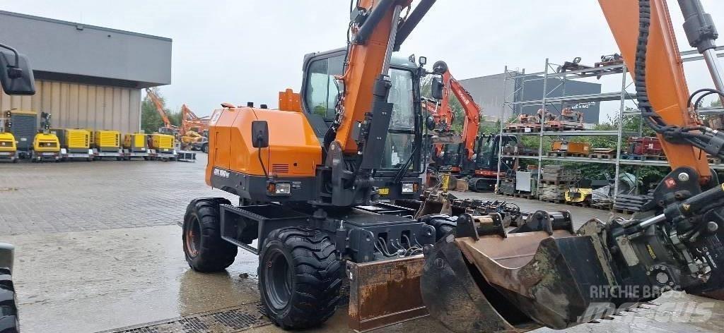 Doosan DX 100 W-7  휠 굴삭기