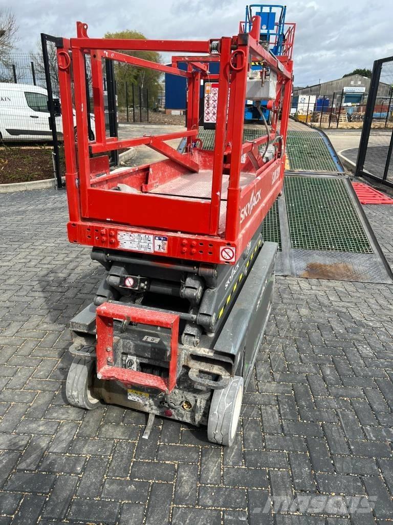 SkyJack SJ 3219 가위형 리프트