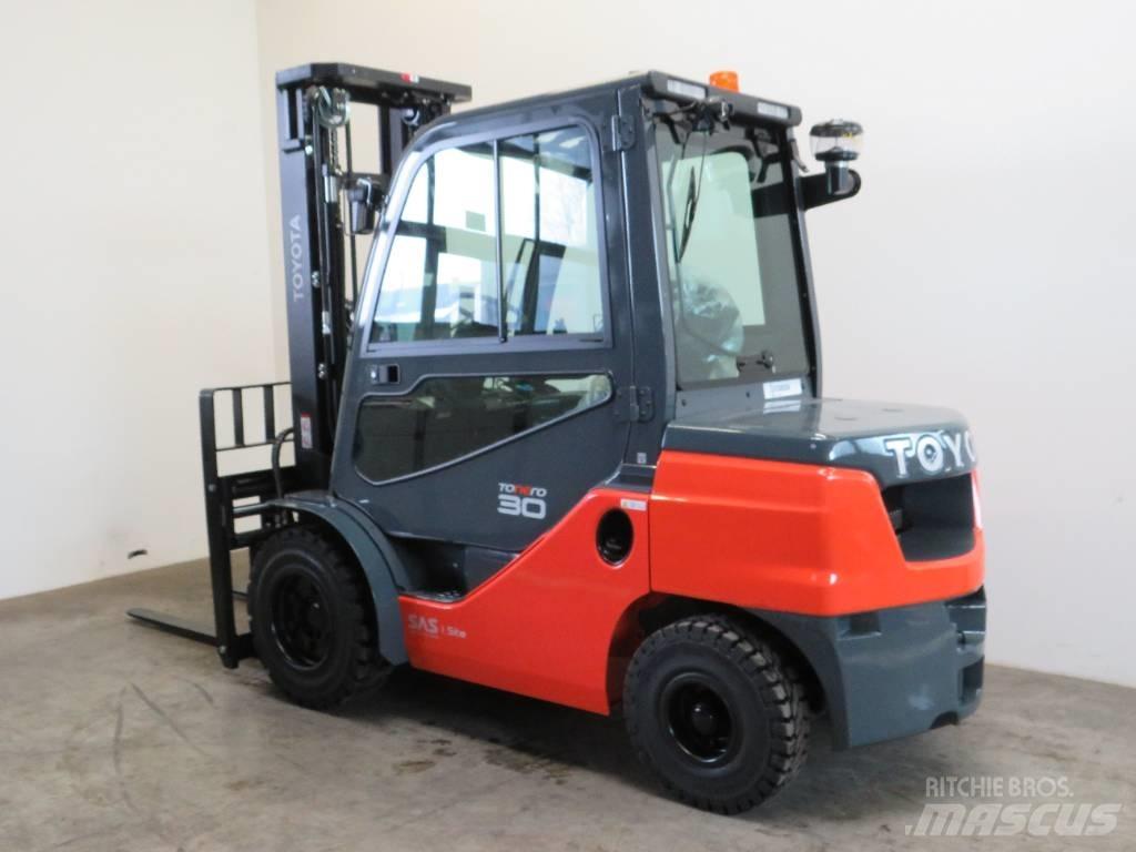 Toyota 52-8 FDF 30 디젤 지게차
