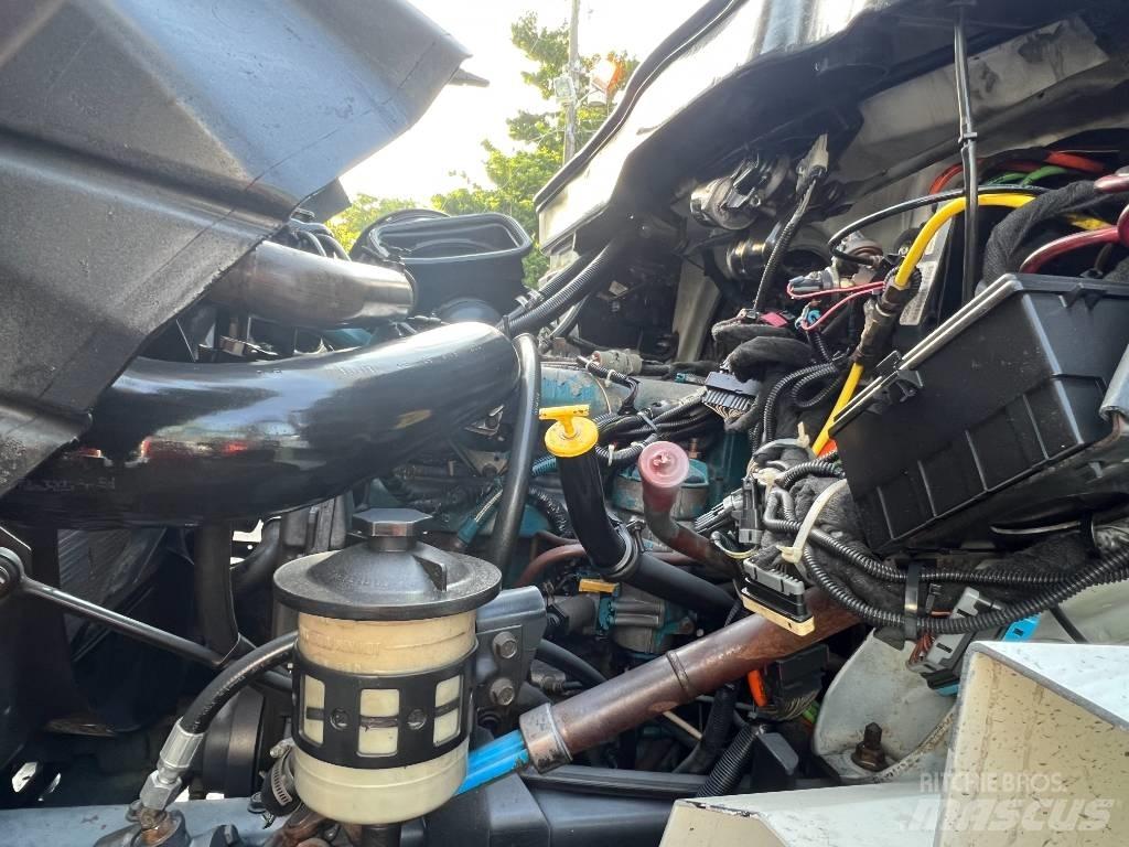 International 7400 콤비/진공 트럭