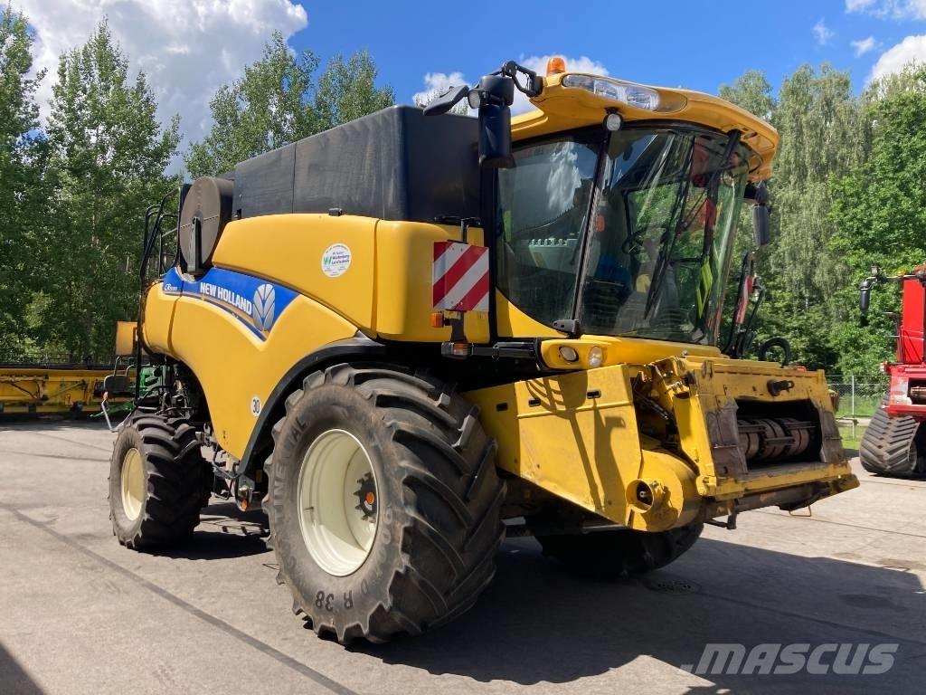 New Holland CR 9090 콤바인 수확기