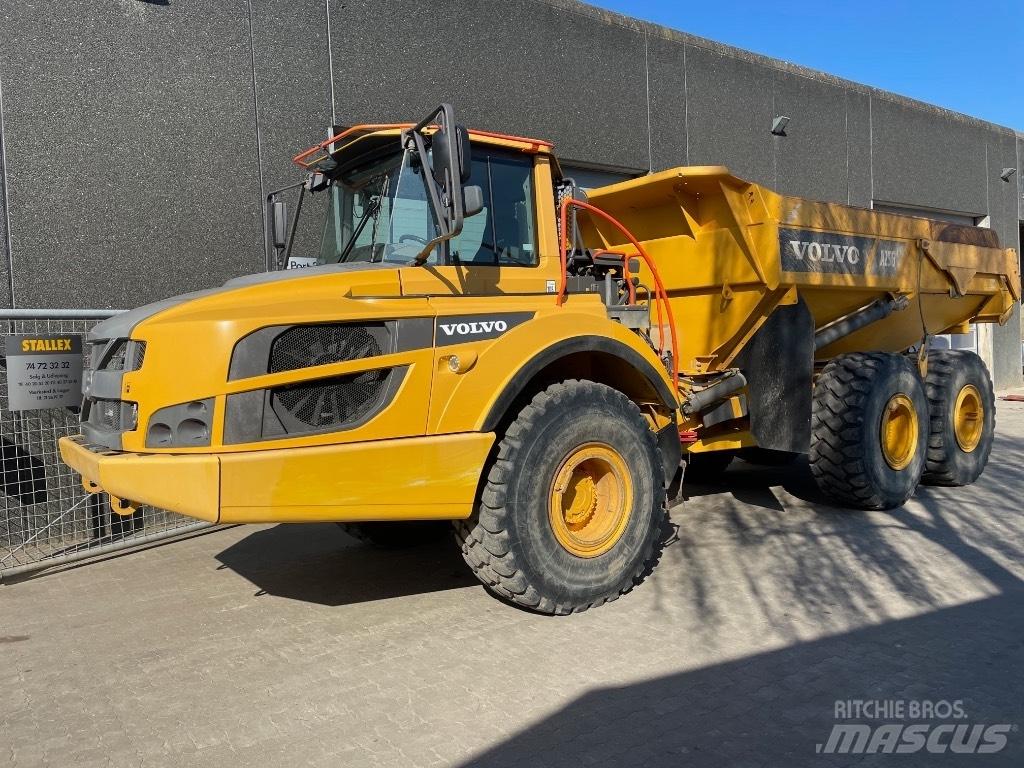 Volvo A25G 연결식 홀러