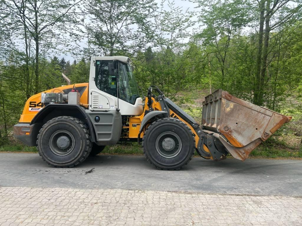 Liebherr L546  휠로우더
