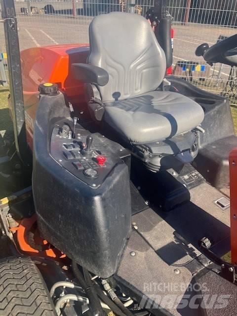 Jacobsen AR 722 거친면 다듬기 위한 잔디깎기