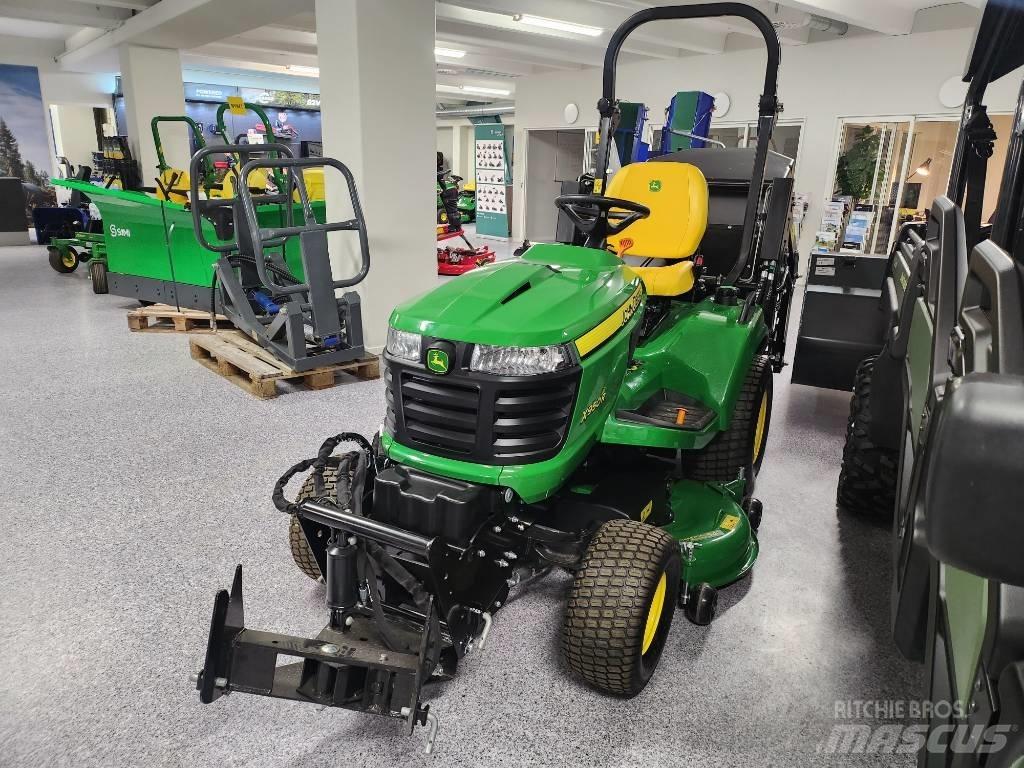 John Deere X 950 R 탑승형 잔디깎기