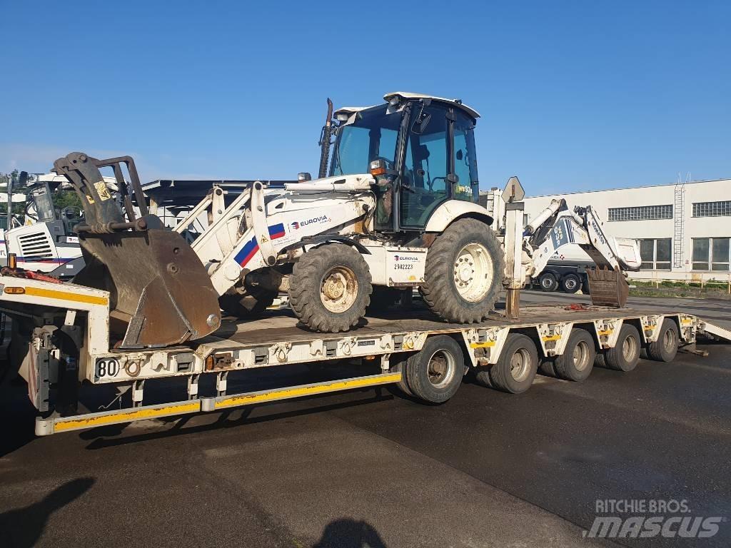 Komatsu WB 93 R-5 백호로더
