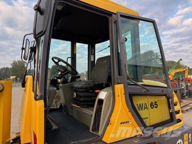 Komatsu WA 65-3  휠로우더