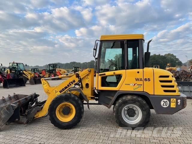 Komatsu WA 65-3  휠로우더