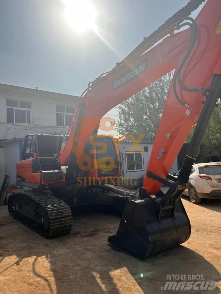 Doosan DX300LC-9C 대형 굴삭기 29톤 이상