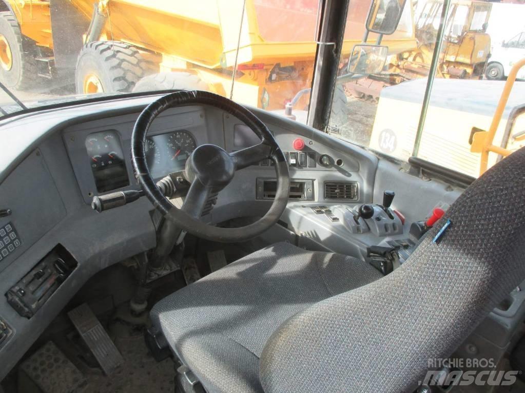 Volvo A 30 D 연결식 홀러