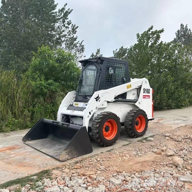 Bobcat S 160  스키드로더