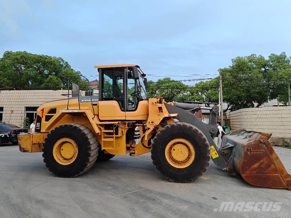Volvo L 120  휠로우더