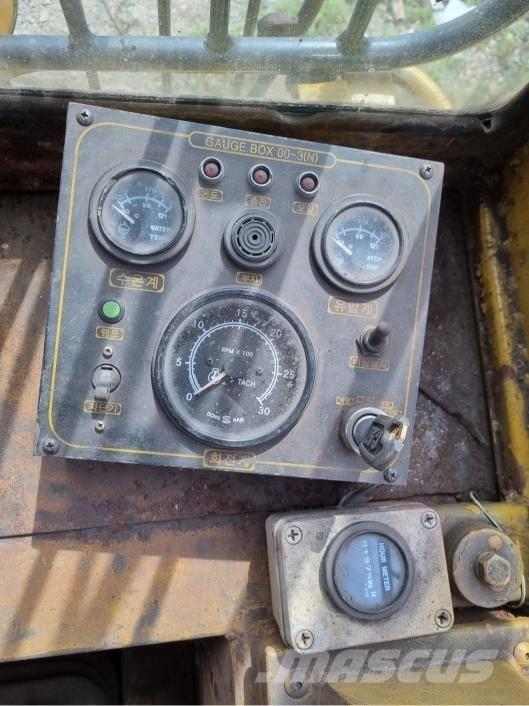 CAT 973  휠로우더
