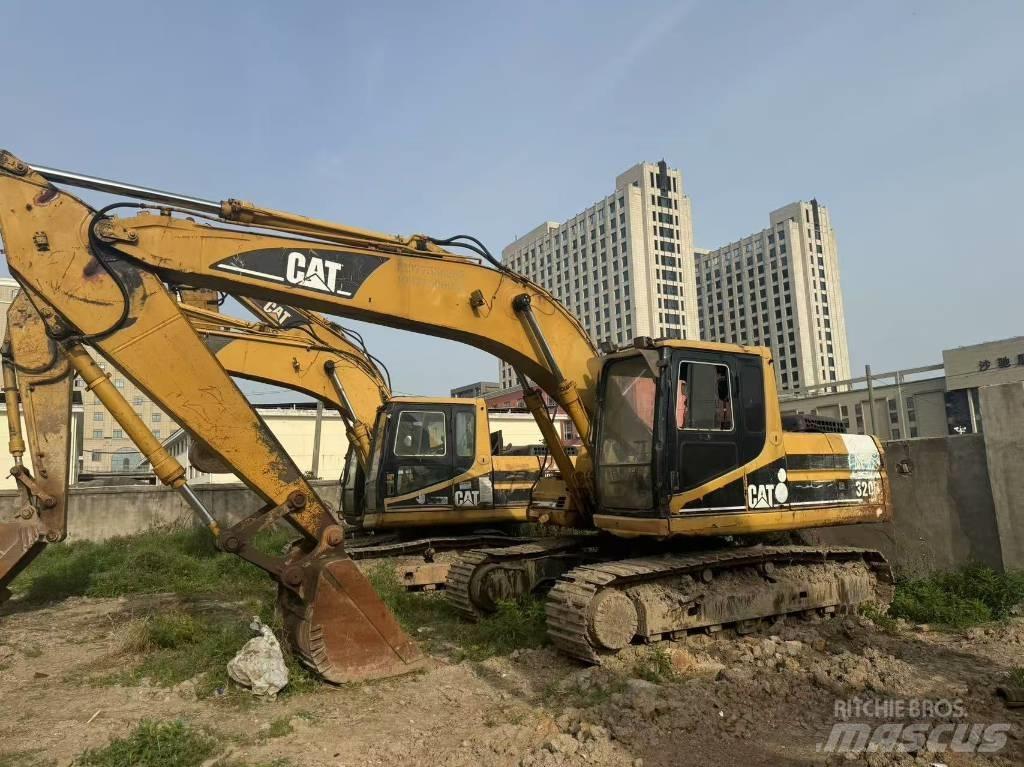 CAT 320 B L 대형 굴삭기 29톤 이상