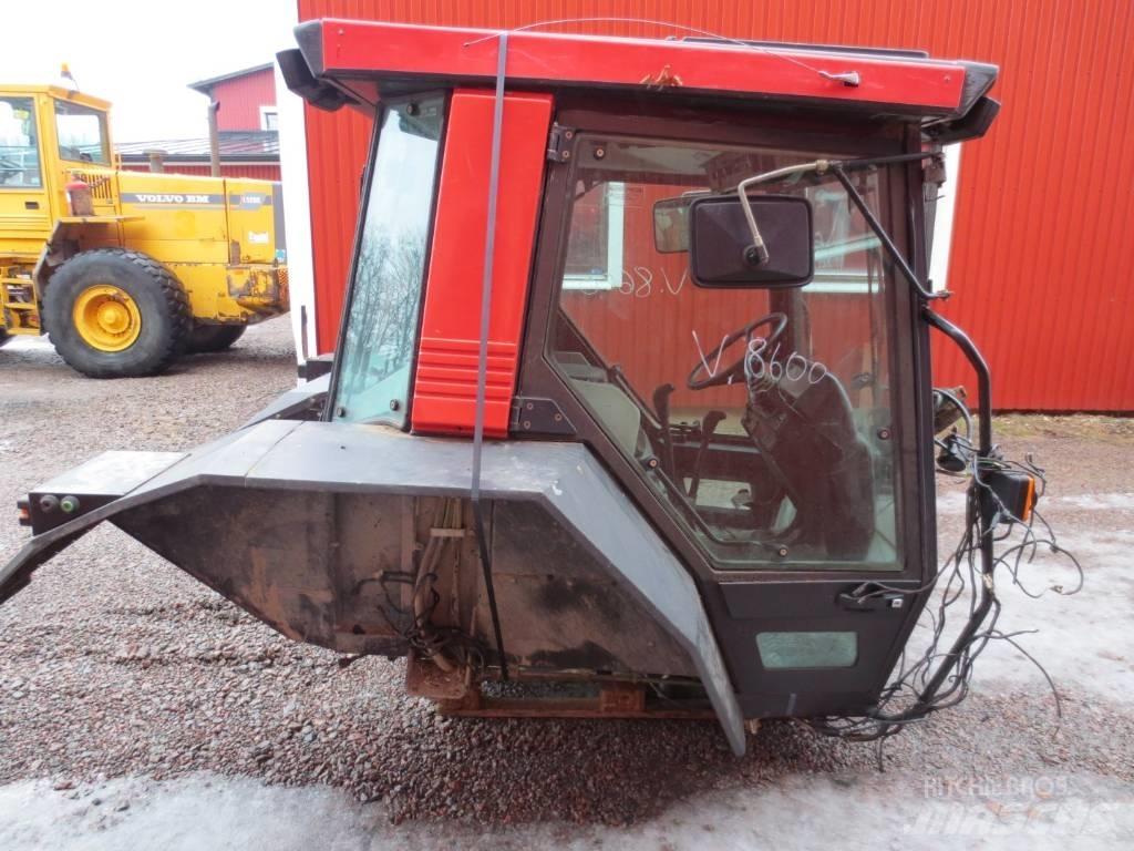 Valmet 8600 캐빈 및 인테리어