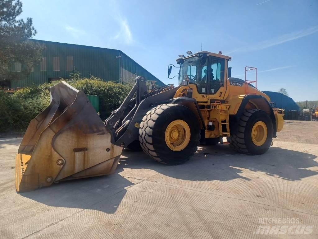 Volvo L 220 H  휠로우더