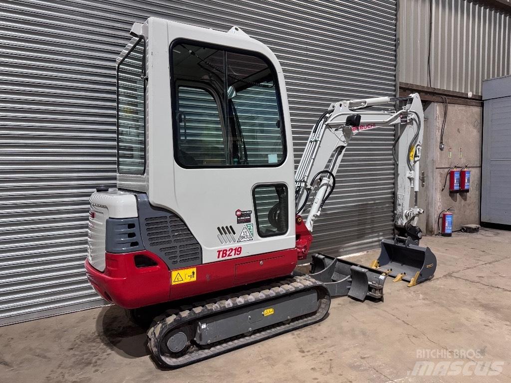 Takeuchi TB 219 소형 굴삭기 7톤 미만