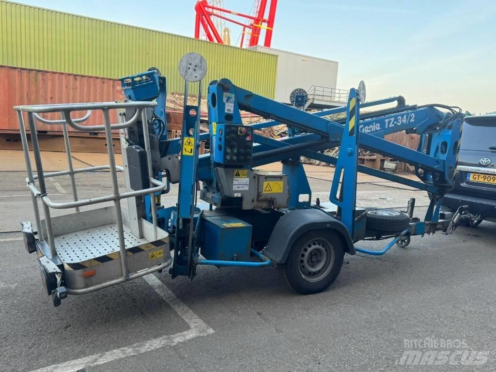 Genie TZ 34/20 트레일러 탑재 고소작업대