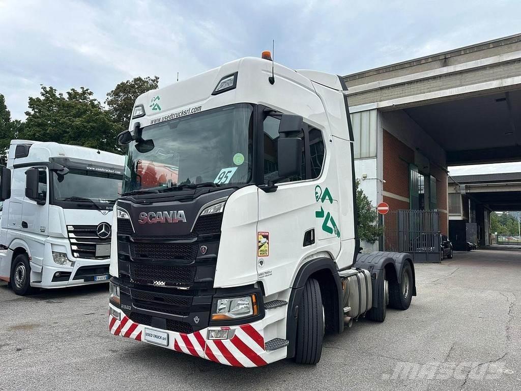 Scania R 520 트랙터 유닛