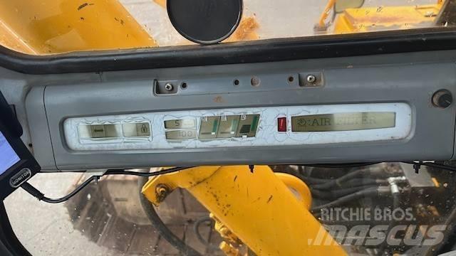 JCB JS 200 대형 굴삭기 29톤 이상