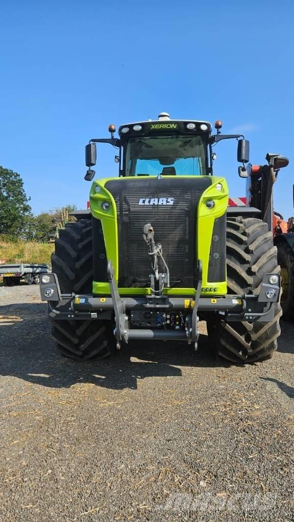 CLAAS Xerion 5000 VC 트랙터