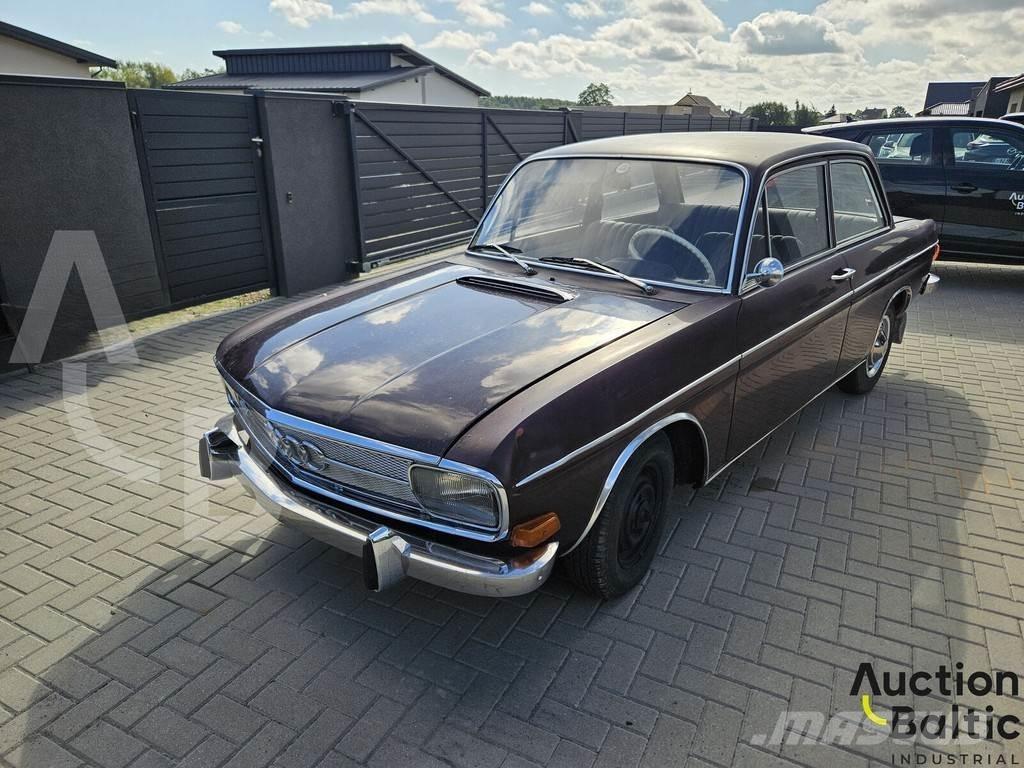 Audi 60 자동차