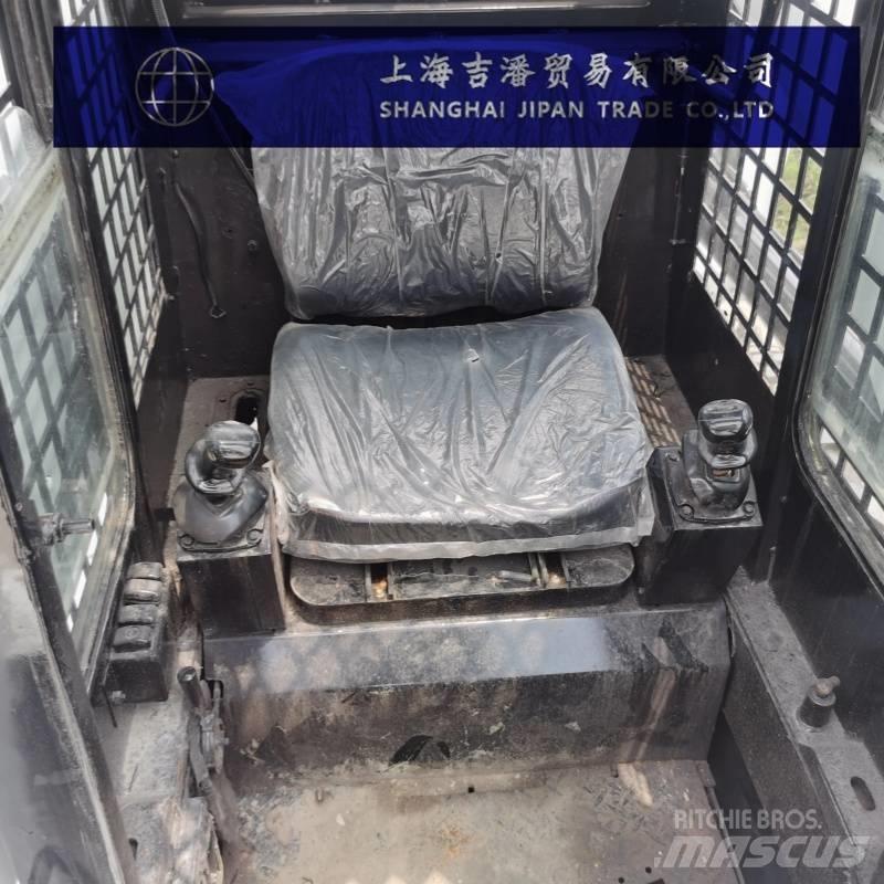 Bobcat S 130  스키드로더