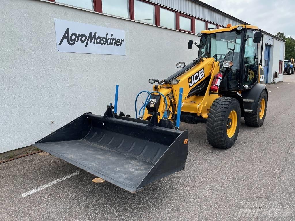JCB TM 220 텔러 핸들러