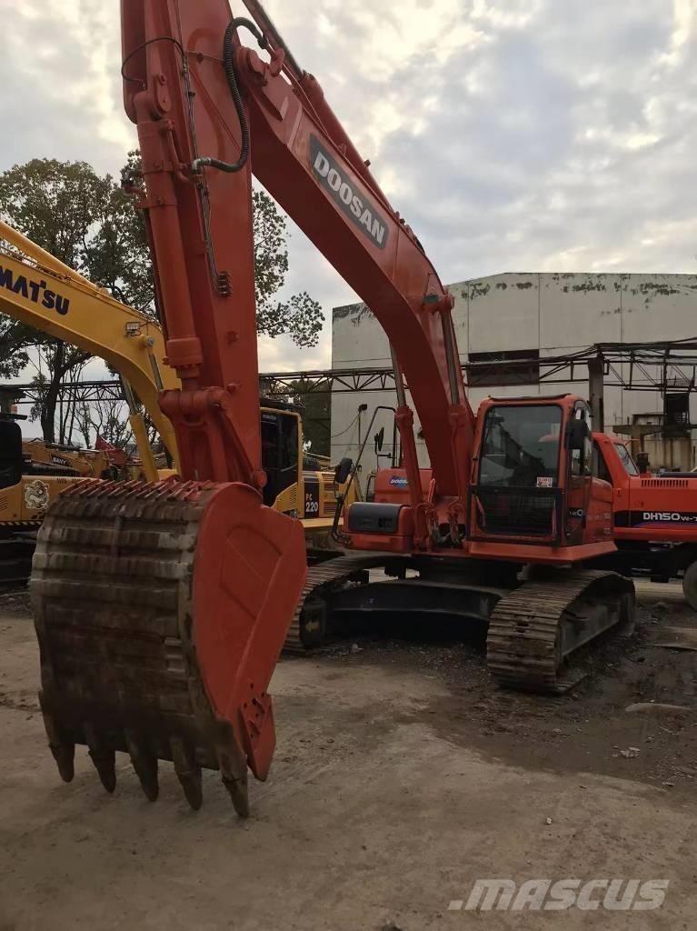 Doosan dx300 대형 굴삭기 29톤 이상
