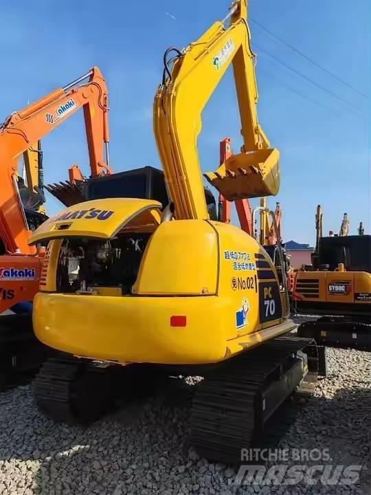 Komatsu PC70 대형 굴삭기 29톤 이상