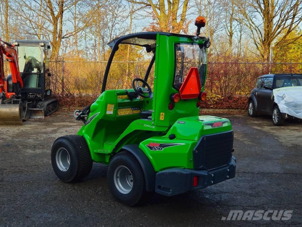 Avant 650i 다목적 로더