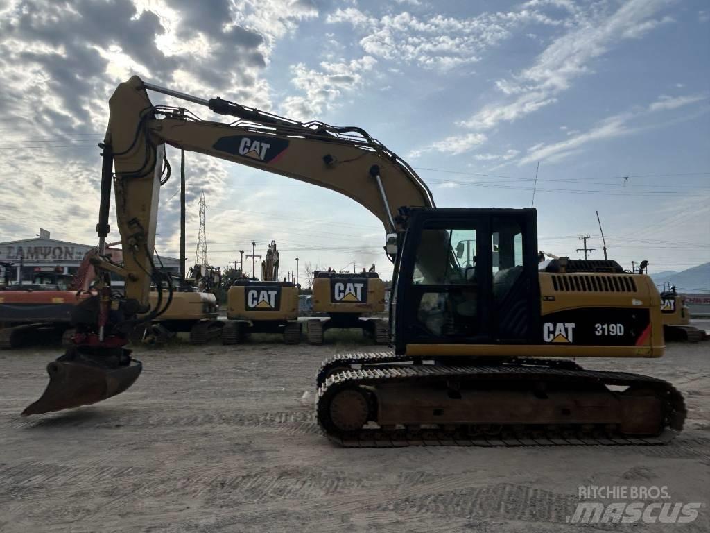 CAT 319 D L 대형 굴삭기 29톤 이상