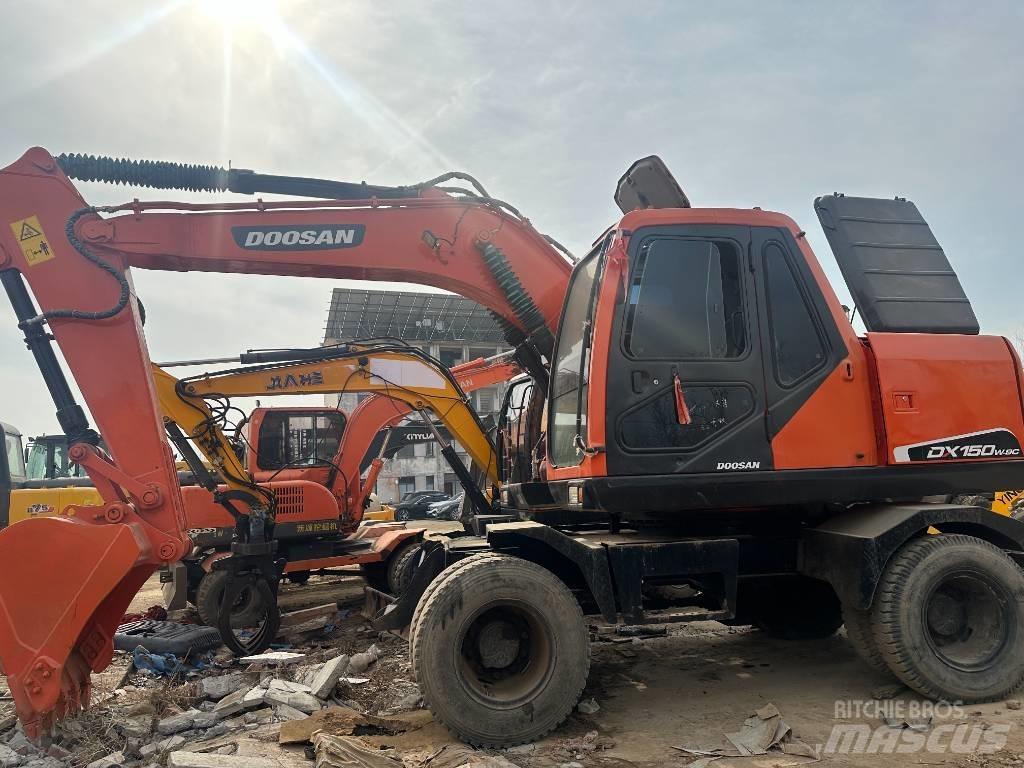 Doosan 150  휠 굴삭기