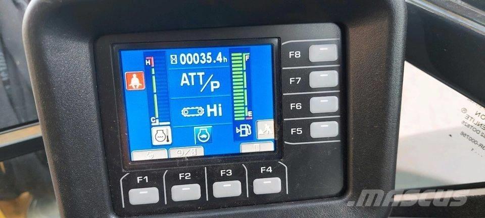 Komatsu PC 35 MR 대형 굴삭기 29톤 이상