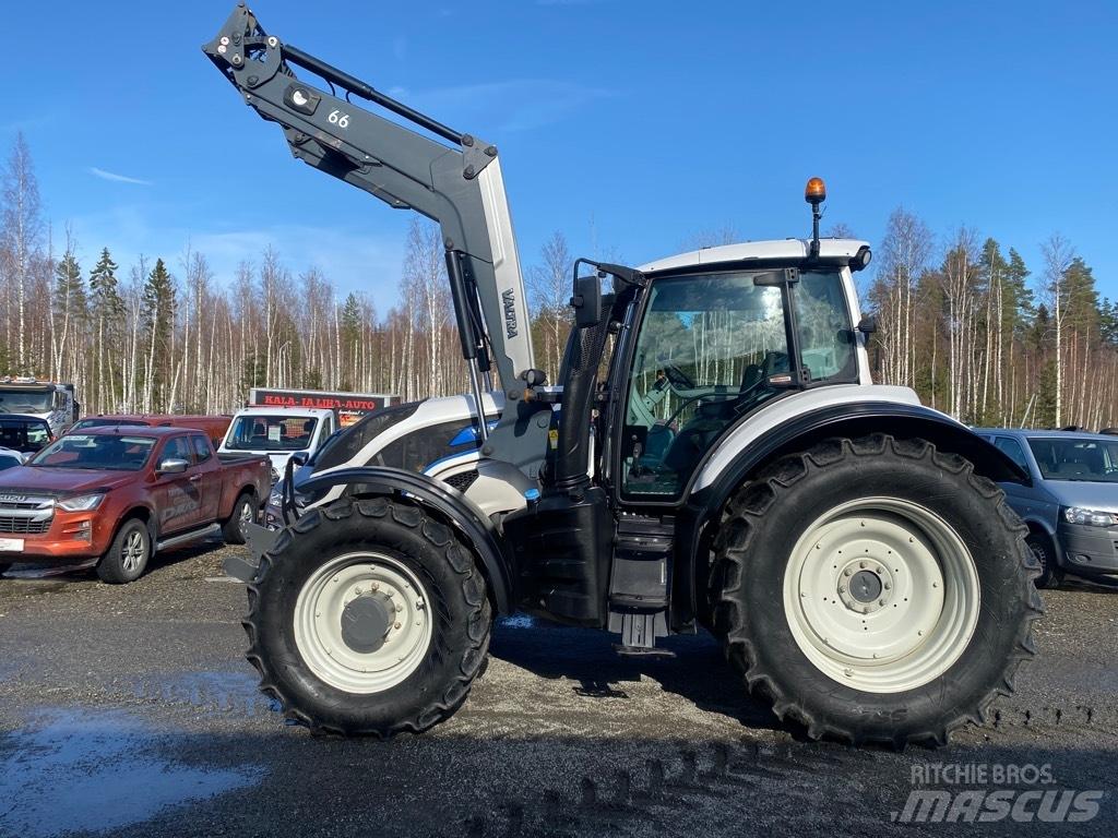 Valtra T 174 트랙터