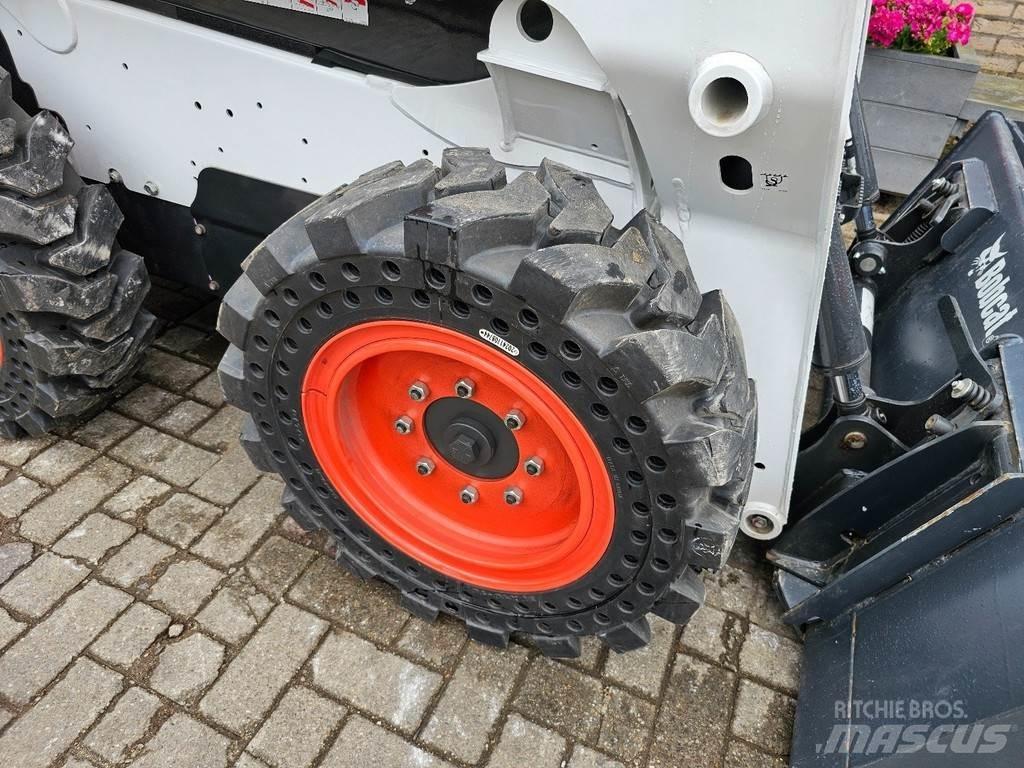 Bobcat S510  휠로우더