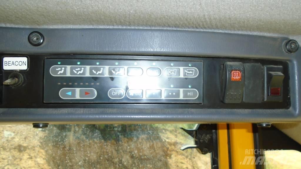 Komatsu WA 250 L-5  휠로우더