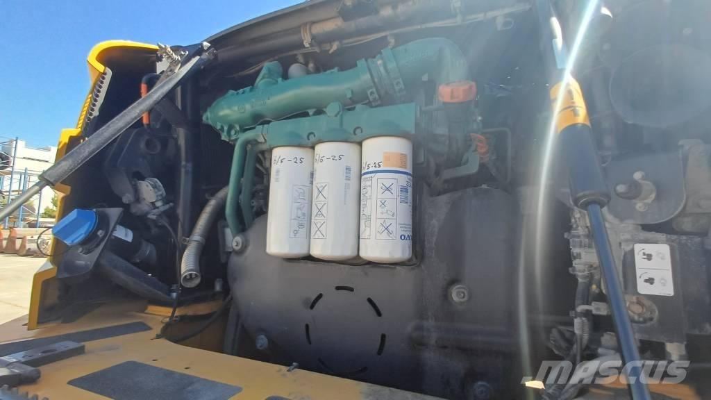 Volvo A 40 G 연결식 홀러