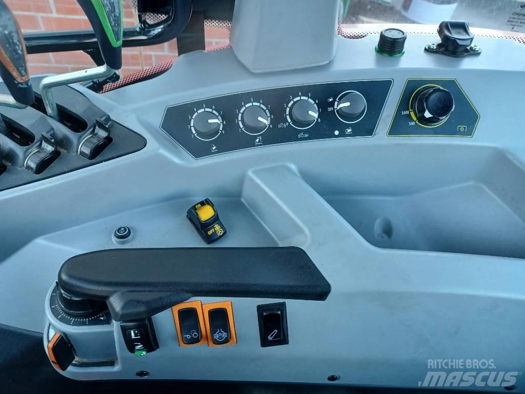 Valtra A 134 트랙터