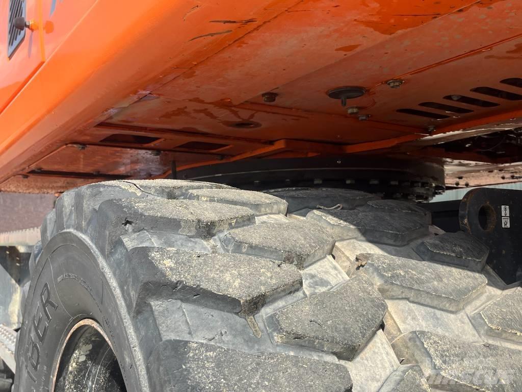 Doosan DX 160 W-3  휠 굴삭기