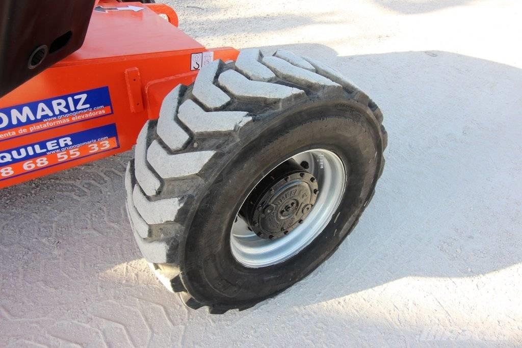 JLG 600 AJ 관절형 전동이동 리프트