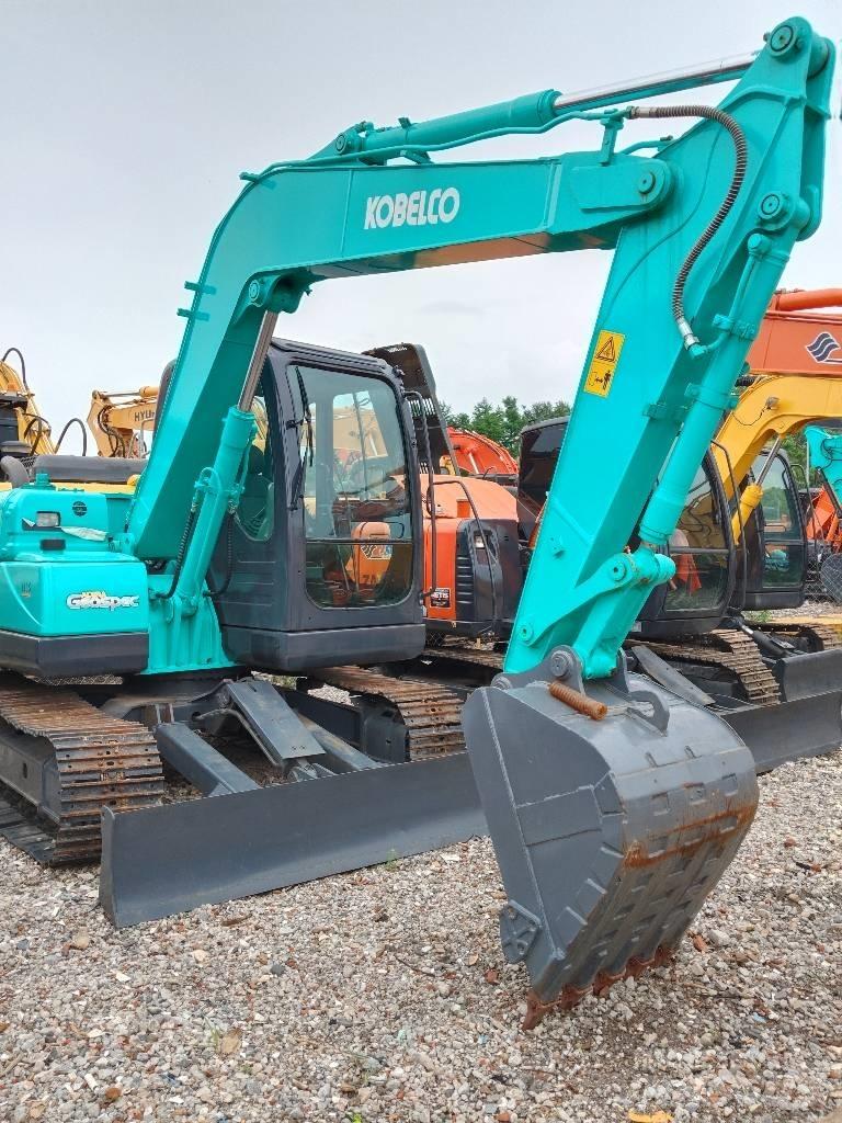 Kobelco SK 75 대형 굴삭기 29톤 이상