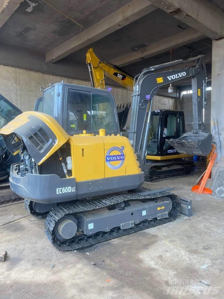 Volvo EC60D 대형 굴삭기 29톤 이상