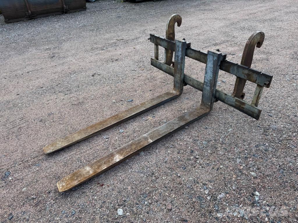 LM Trac 680 다목적 장비