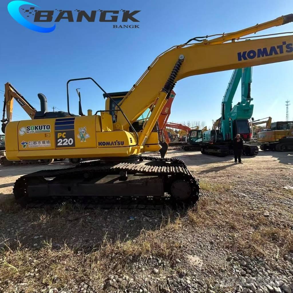 Komatsu pc220 대형 굴삭기 29톤 이상