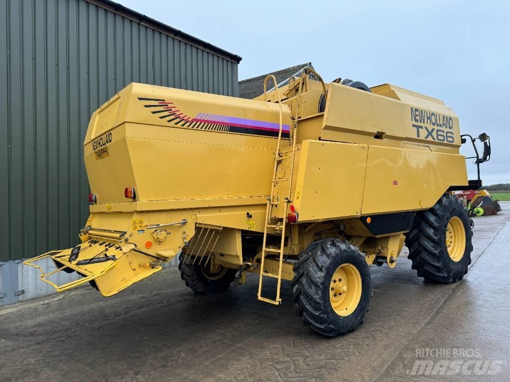 New Holland TX 66 콤바인 수확기